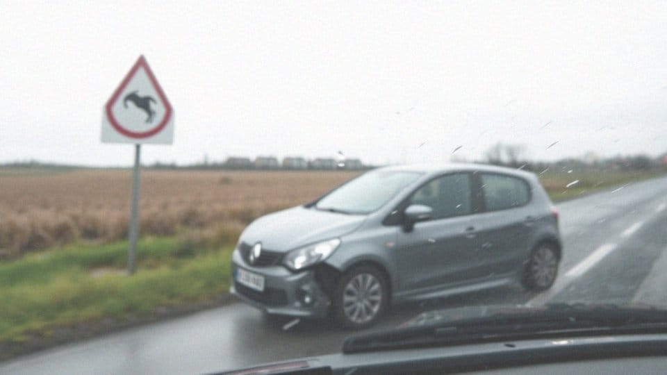 Jakie są wyłączenia odpowiedzialności w PZU Auto AC?